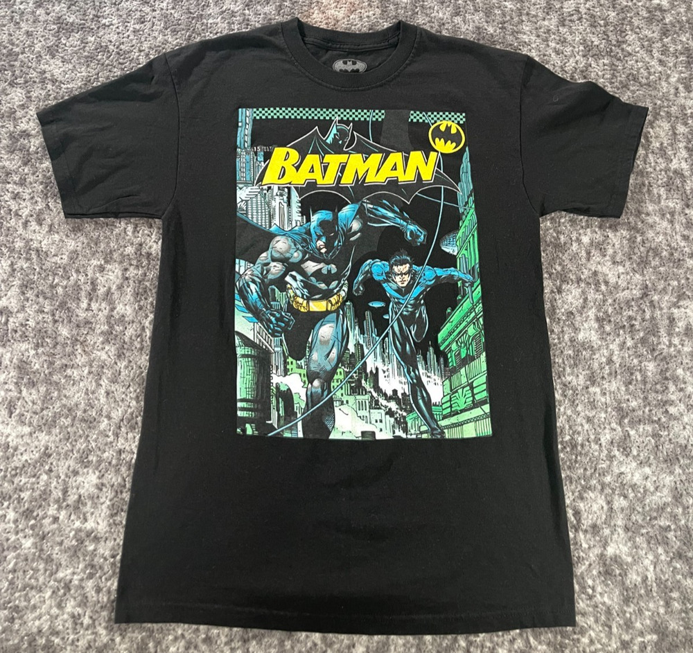 Batman Graphic T-Shirt Mens M Black DC Comics Gotham City Short Sleeve Tee
